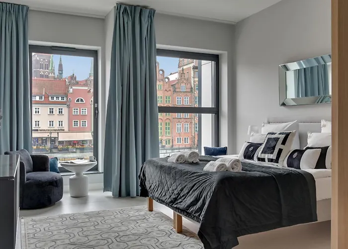 Deo Plaza Premium & Riverside By Downtown