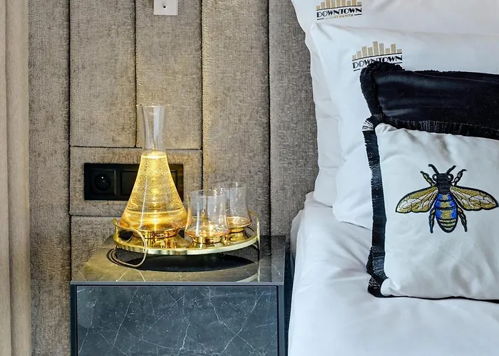 Deo Plaza Premium & Riverside By Downtown