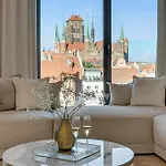 Apartahotel Deo Plaza Premium & Riverside By Downtown 4*