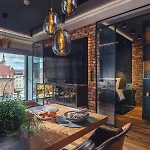 Deo Plaza Premium & Riverside By Downtown 4*