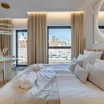 Deo Plaza Premium & Riverside By Downtown 4*