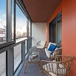 Apartahotel Deo Plaza Premium & Riverside By Downtown