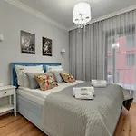 Deo Plaza Premium & Riverside By Downtown 4* Gdansk