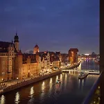 Deo Plaza Premium & Riverside By Downtown 4*