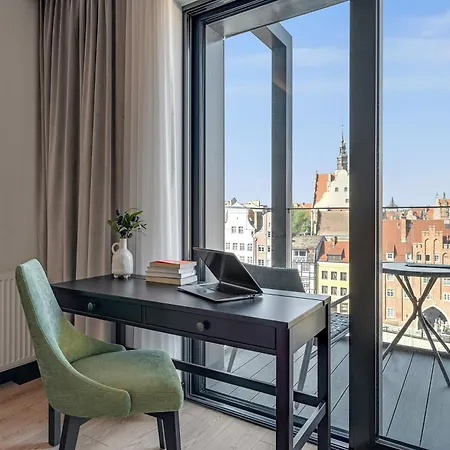 Deo Plaza Premium Suites, Riverside & Radisson By Downtown * Gdańsk