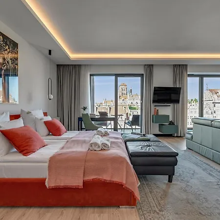 Apartment Deo Plaza Premium Suites, Riverside & Radisson By Downtown *