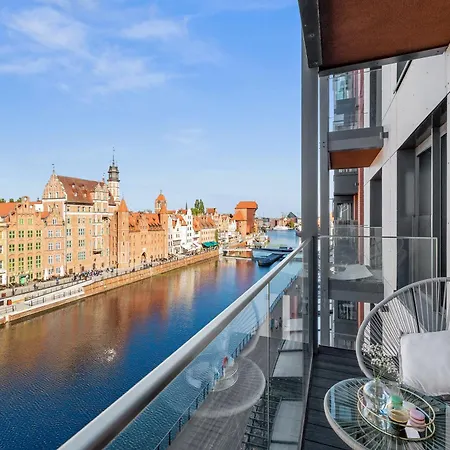 Deo Plaza Premium Suites, Riverside & Radisson By Downtown Apartment *