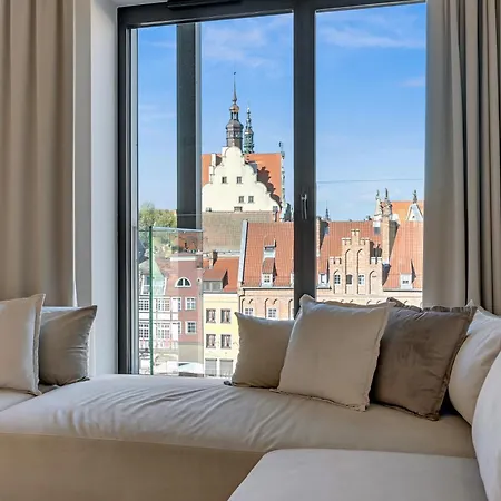 Deo Plaza Premium Suites, Riverside & Radisson By Downtown *