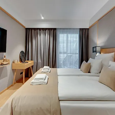 Deo Plaza Premium Suites, Riverside & Radisson By Downtown * Gdansk