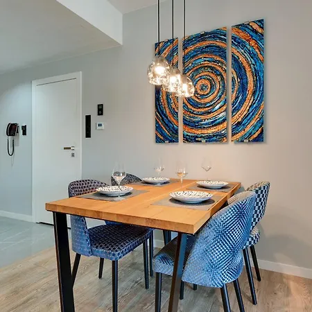 Apartment Deo Plaza Premium Suites, Riverside & Radisson By Downtown