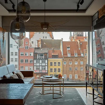 Deo Plaza Premium Suites, Riverside & Radisson By Downtown Apartment *