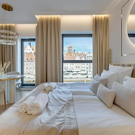 Deo Plaza Premium & Riverside By Downtown 4*