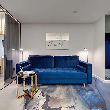 Apart-hotel Deo Plaza Premium & Riverside By Downtown 4*