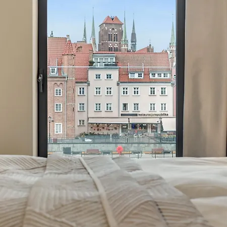 Deo Plaza Premium & Riverside By Downtown 4*