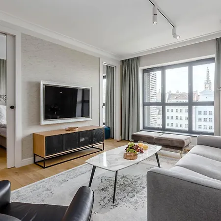 Deo Plaza Premium Suites, Riverside & Radisson By Downtown Apartment *