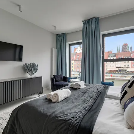 Apartment Deo Plaza Premium Suites, Riverside & Radisson By Downtown Gdansk