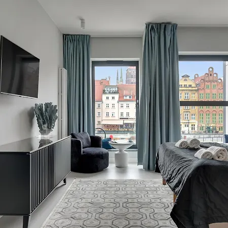 Deo Plaza Premium & Riverside By Downtown *