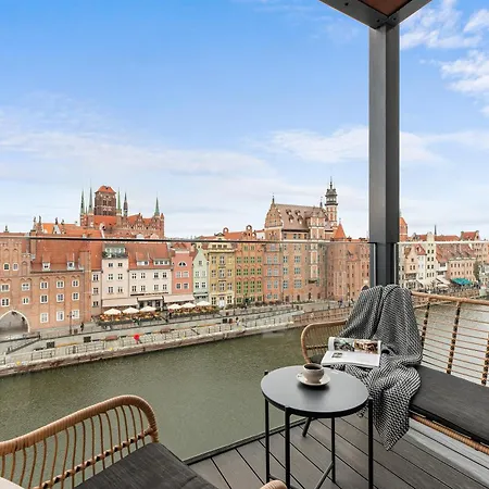 Apartment Deo Plaza Premium Suites, Riverside & Radisson By Downtown Gdansk