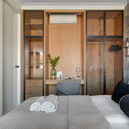 Deo Plaza Premium Suites, Riverside & Radisson By Downtown * Gdansk