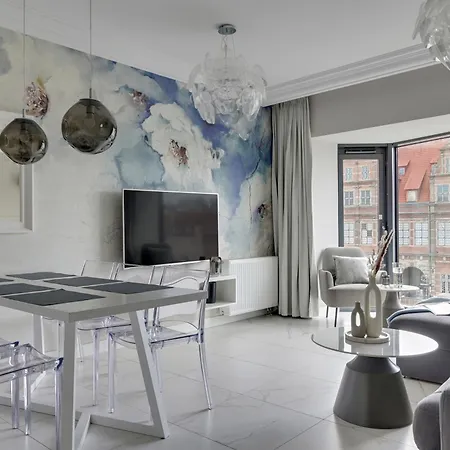 Deo Plaza Premium Suites, Riverside & Radisson By Downtown Gdańsk