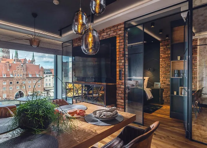 Deo Plaza Premium & Riverside By Downtown 4*