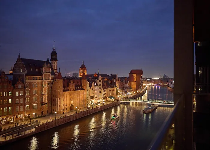 Deo Plaza Premium & Riverside By Downtown 4*