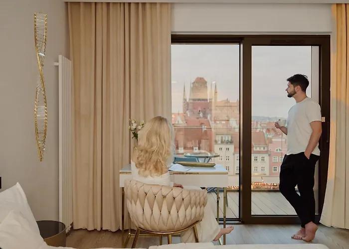 Deo Plaza Premium & Riverside By Downtown